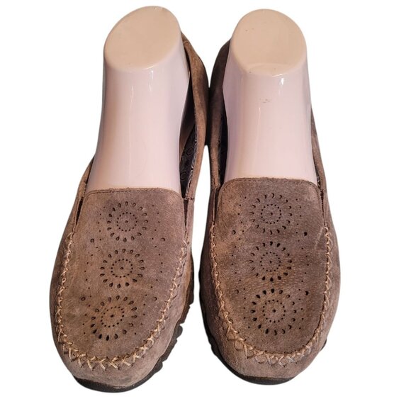 Skechers Relaxed Fit Memory Foam Shoes Womens Brown Leather Slip On Size 9 - Picture 1 of 5